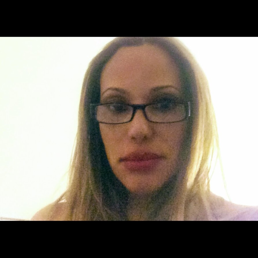 Meet your Posher, Bernadette